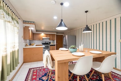 17246 Bernadine St, Lansing, IL 60438 - photo 6