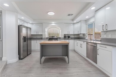 6590 Samba Ave, Las Vegas, NV 89139 - photo 4