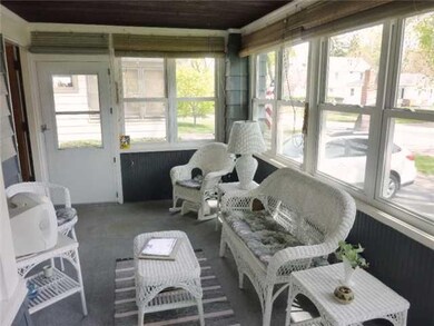 Porch - Enclosed