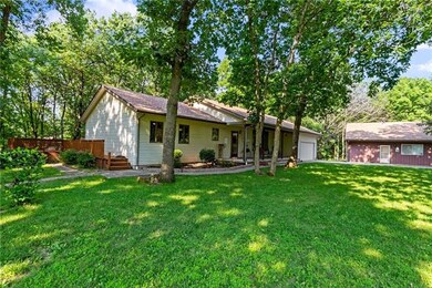 37015 Crescent Hill Rd, Osawatomie, KS 66064 - photo 2