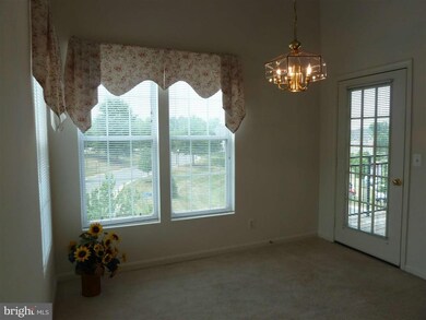 46614 Drysdale Terrace unit 302, Sterling, VA 20165 - photo 6