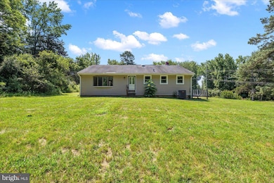 64 Peach Tree Ln, Fredericksburg, VA 22406 - photo 3