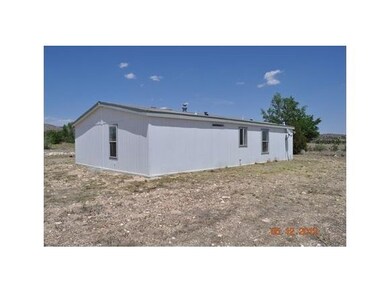 805 W Eleanor Rd, Paulden, AZ 86334 - photo 4