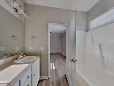 6_pc_h4ISWTVcrV_F3DgWnoZmm_layout_0