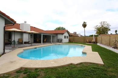 Pool2
