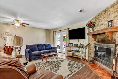 370 High Country Rd, Sherman, TX 75092 - photo 4