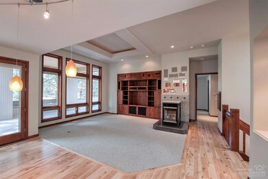 3337 NW Mccready Dr, Bend, OR 97701 - photo 5