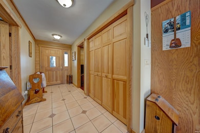 385 W Evergreen Plaza N, Santa Claus, IN 47579 - photo 3