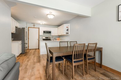 1903 Town Dr, Naperville, IL 60565 - photo 7