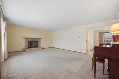 605 W 13th Ave, Kennewick, WA 99337 - photo 3