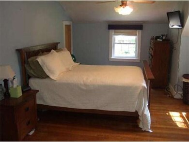 65 Belmont St, Weymouth, MA 02188 - photo 4