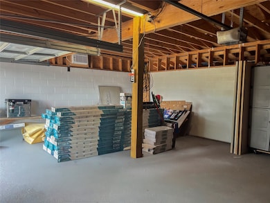 11802 Ostermeyer Rd, Galveston, TX 77554 - photo 3