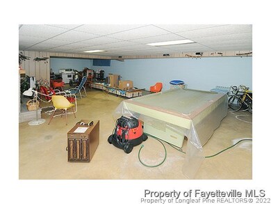 610 Murray Hill Rd, Fayetteville, NC 28303 - photo 6