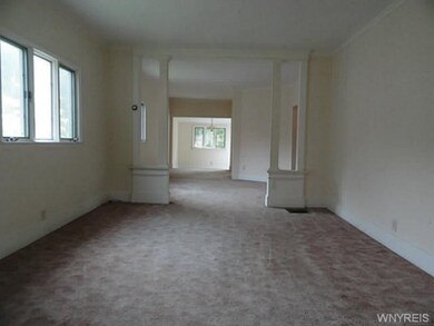 423 E Stenzil St, North Tonawanda, NY 14120 - photo 2