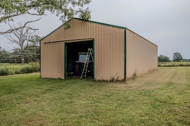 Phil _ 8472 State Hwy DD-28
