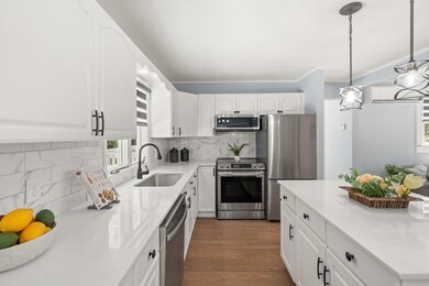 48 Meetinghouse Rd, MerriMacK, NH 03054 - photo 7