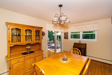 1375 Butternut Ln, Macungie, PA 18062 - photo 4