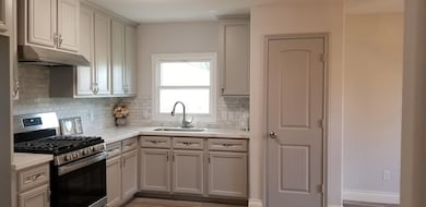 8431 Wetherby Ln, Houston, TX 77075 - photo 3