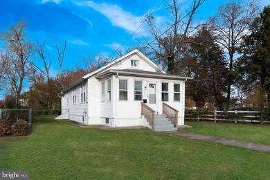 208 W Red Bank Ave, West Deptford, NJ 08096 - photo 3