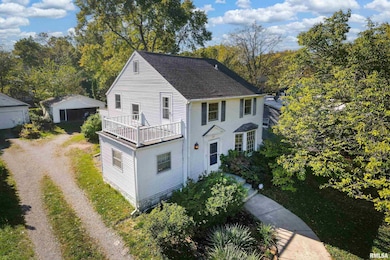 711 W Elm St, Carbondale, IL 62901 - photo 2