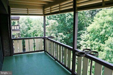 Goodlow House unit R61, Baltimore, MD 21210 - photo 5