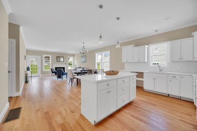 145 Webster Ln unit 2-41, Middletown, CT 06457 - photo 6