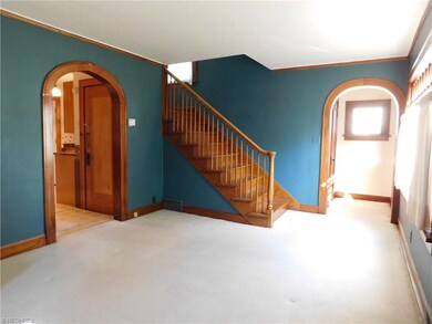 Main House Front Entrance area