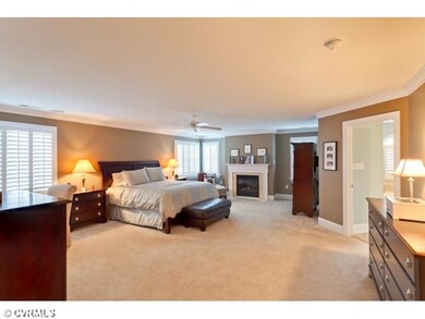 Master Bedroom - Huge Master Suite with additional