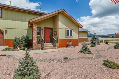 8326 W Roundup Trail-003