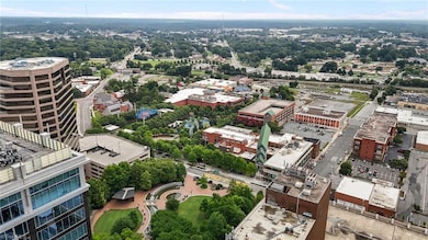 Center Pointe Greensboro unit 401, Greensboro, NC 27401 - photo 6
