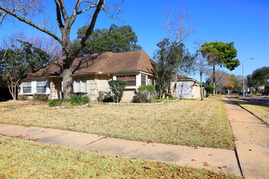 15302 Quiet Creek Dr, Houston, TX 77095 - photo 2