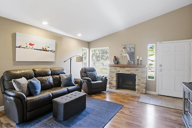 12085 Eastglen St, San Diego, CA 92131 - photo 5