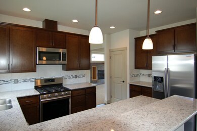 7118 Beverly Ln, Everett, WA 98203 - photo 2