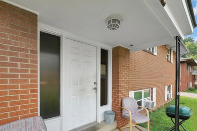 6-web-or-mls-1606-elaine-rd