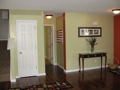 403 Glenmore powder room