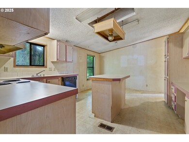 Kitchen/Nook