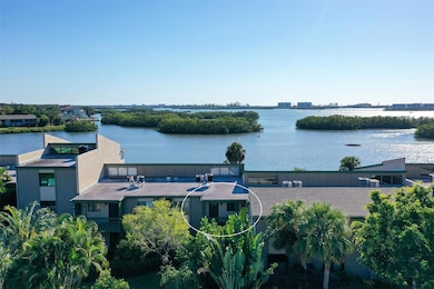 1518 Pelican Point Dr unit 257, Sarasota, FL 34231 - photo 4