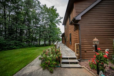 123 E Stager Lake Dr, Crystal Falls, MI 49920 - photo 5