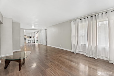 10456 47th Ave S, Tukwila, WA 98178 - photo 3