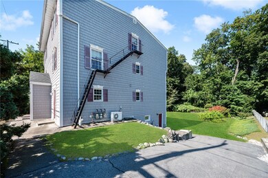 24 Stillwater Rd, Smithfield, RI 02917 - photo 3