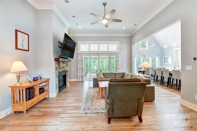 444 Evergreen Rd, Clover, SC 29710 - photo 4