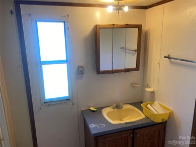 447 Cool Spring Rd, Statesville, NC 28625 - photo 2