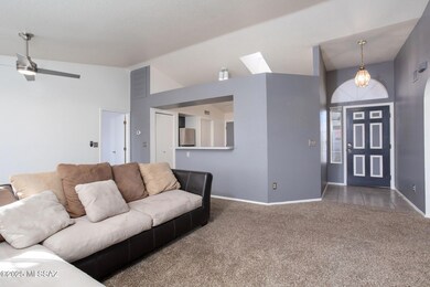 27-web-or-mls-9401 N Warbler Pl-27