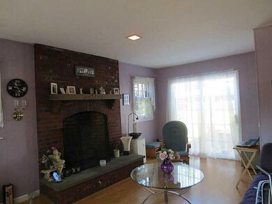 6 Whitman St, Smithfield, RI 02917 - photo 4
