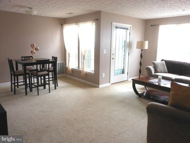 18 Brook Farm Ct unit H, Perry Hall, MD 21128 - photo 2