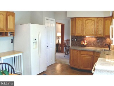 1982 Bishopwood Blvd W, Harleysville, PA 19438 - photo 4