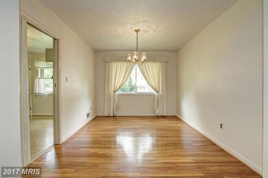 5313 Manorfield Rd, Rockville, MD 20853 - photo 6