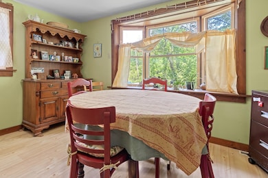 2899 W Sandgate Rd, Arlington, VT 05250 - photo 7