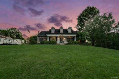 8293 Lock Ln, Warrenton, VA 20186 - photo 2