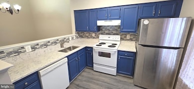 9381 Scarlet Oak Dr, Manassas, VA 20110 - photo 3